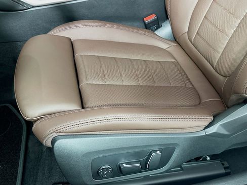 New 2026 BMW M440i M440i w/ Premium Package image 21