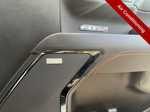 Used 2023 GMC Sierra 1500 AT4 w/ AT4 Premium Package AWD/4WD image 48