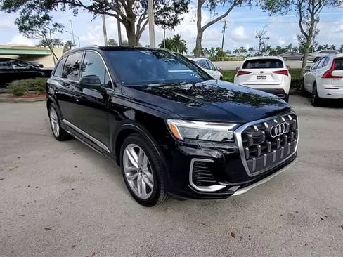 Certified 2025 Audi Q7 3.0T Premium Plus w/ Premium Plus Package image 2