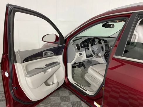 Used 2017 Buick Enclave Leather FWD image 30