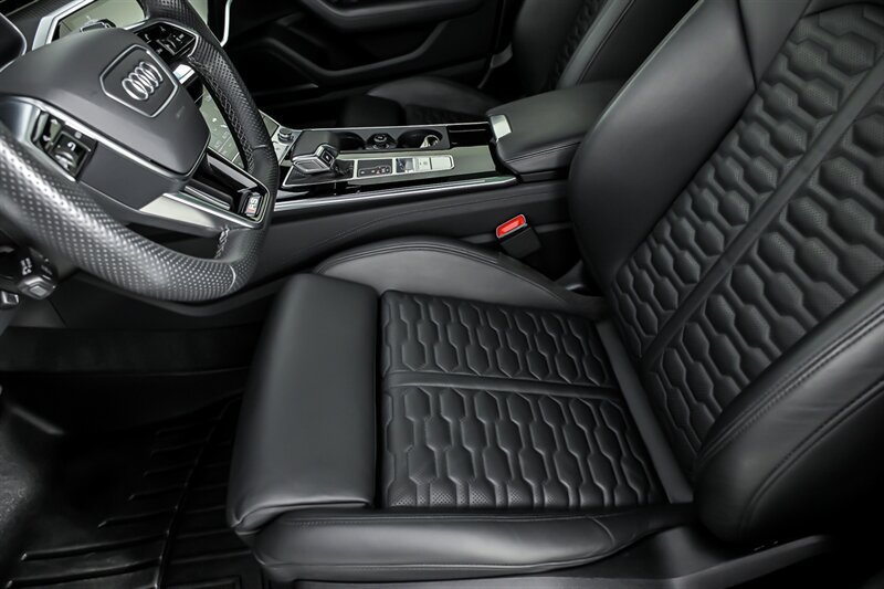 Used 2022 Audi RS 6 AWD/4WD image 16