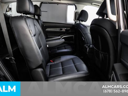 Used 2024 Kia Telluride EX w/ EX Captain's Chair Package AWD/4WD image 23