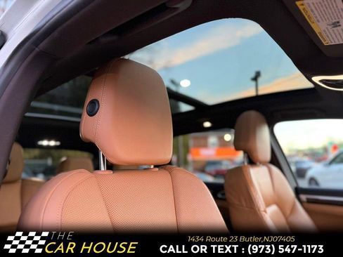 Used 2017 Porsche Cayenne S image 24