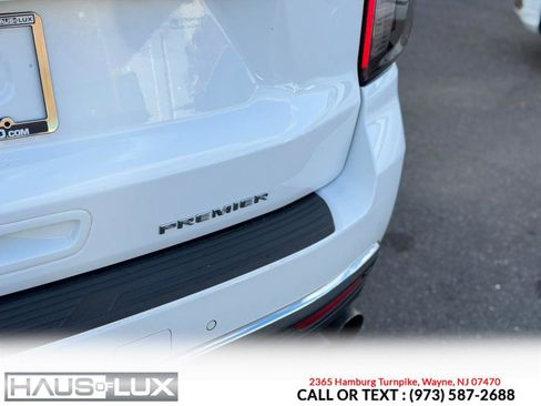 Used 2023 Chevrolet Suburban Premier image 29