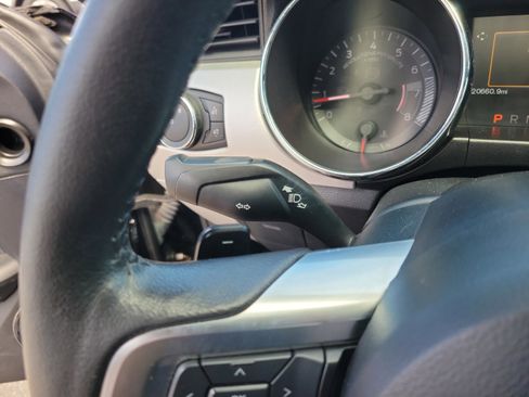 Used 2016 Ford Mustang Premium image 16