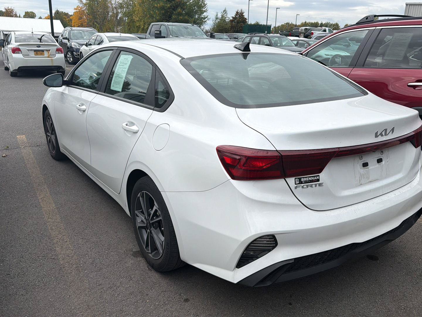 Used 2022 Kia Forte LXS w/ LXS Technology Package FWD image 5