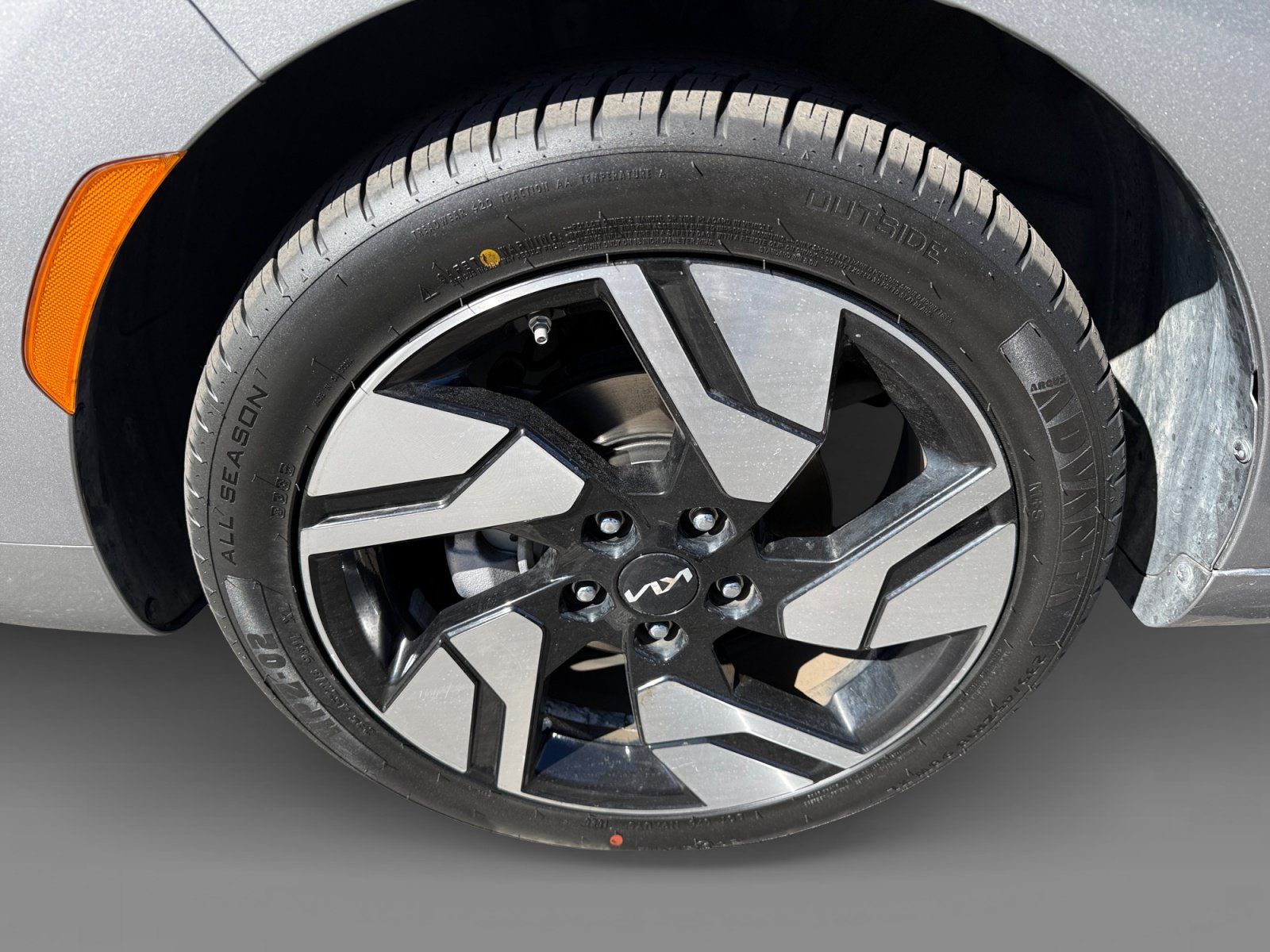 Used 2023 Kia Soul GT-Line FWD image 9