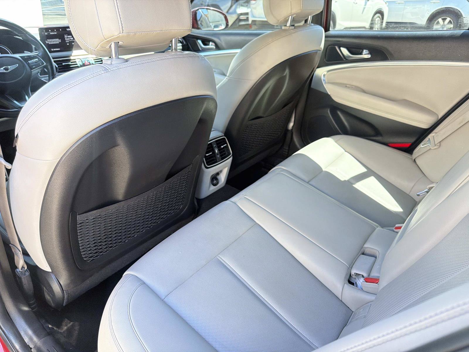 Used 2023 Genesis G70 2.0T AWD/4WD image 10