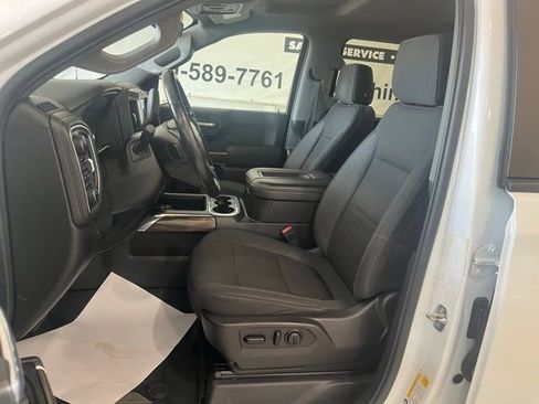 Used 2020 Chevrolet Silverado 1500 LT Trail Boss image 9