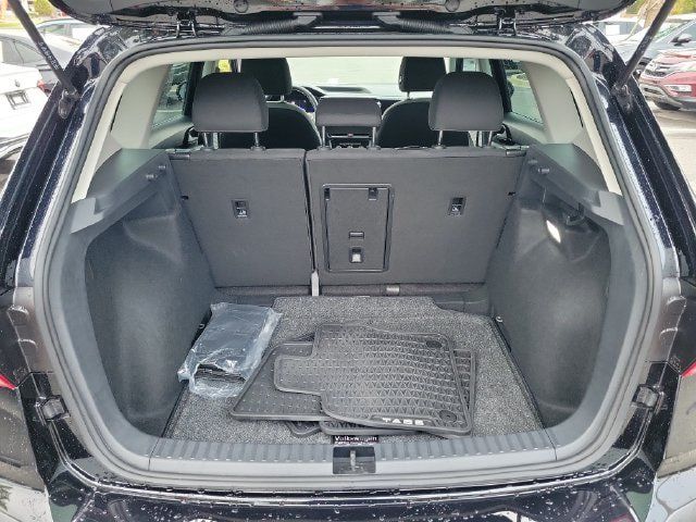 Certified 2024 Volkswagen Taos S FWD image 7