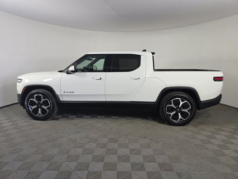 Used 2024 Rivian R1T Adventure Dual AWD/4WD image 2