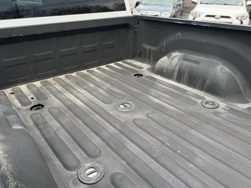 Used 2018 RAM 2500 Tradesman w/ Chrome Appearance Group image 16