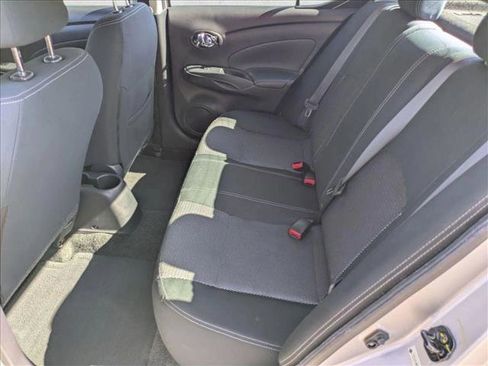 Used 2019 Nissan Versa SV FWD image 17
