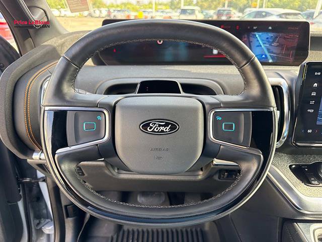 Used 2025 Ford Expedition Tremor AWD/4WD image 21