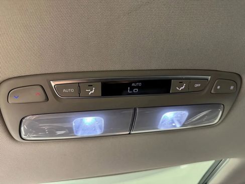 Used 2022 Kia Telluride S image 38