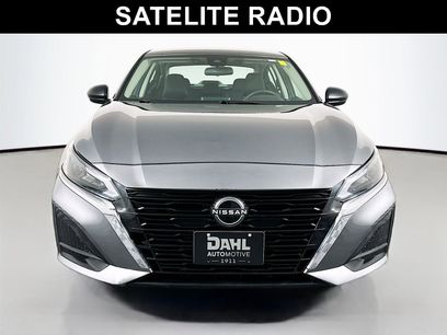 Used 2024 Nissan Altima 2.5 SV