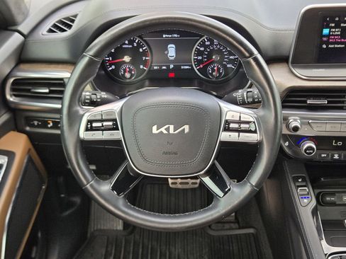 Used 2022 Kia Telluride SX w/ SX Prestige Package AWD/4WD image 22