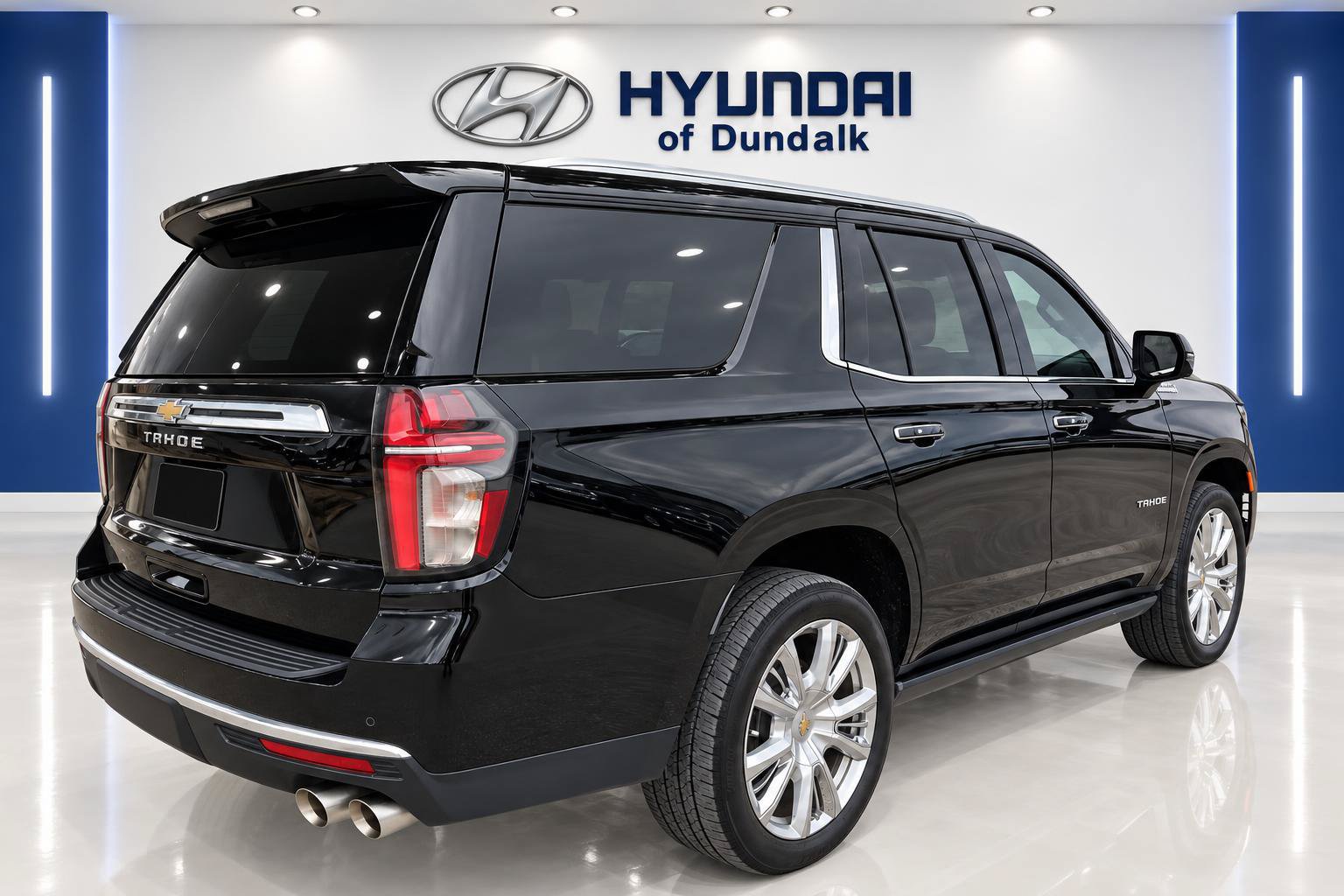 Used 2022 Chevrolet Tahoe High Country RWD image 4