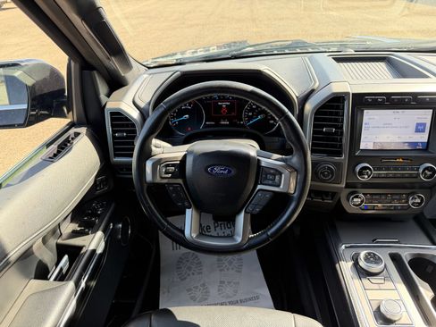 Used 2021 Ford Expedition XLT AWD/4WD image 18
