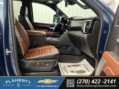 Used 2025 GMC Sierra 2500 Denali Ultimate AWD/4WD image 15