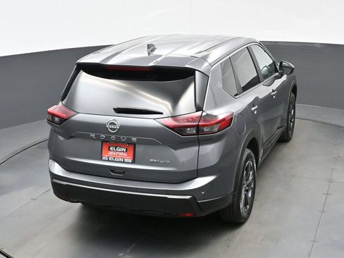 Used 2024 Nissan Rogue SV AWD/4WD image 40