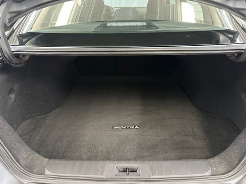 Used 2024 Nissan Sentra S FWD image 19