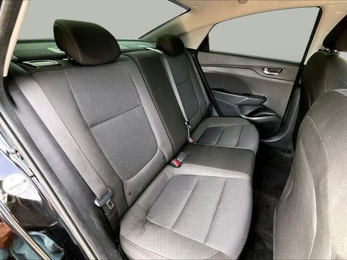 Used 2021 Hyundai Accent SE FWD image 20