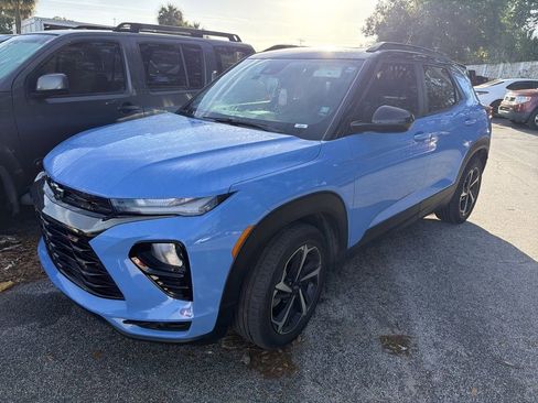 Certified 2023 Chevrolet TrailBlazer RS w/ Sun and Liftgate Package image 3