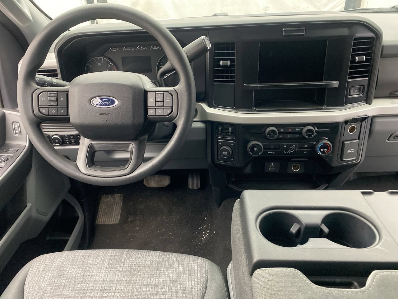New 2026 Ford F250 XLT w/ 360-Degree Camera Package AWD/4WD image 15