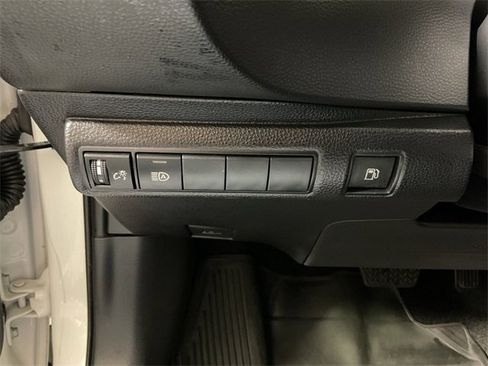 Used 2024 Toyota Corolla LE image 27