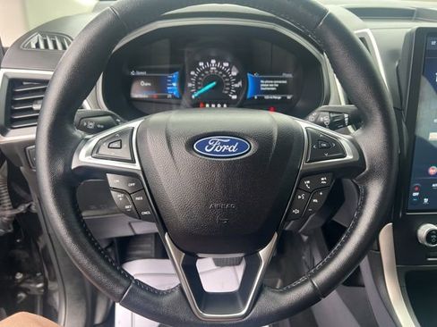 Used 2023 Ford Edge SEL w/ Sport Appearance Package image 27