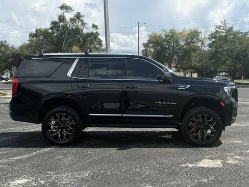 Used 2021 GMC Yukon SLT w/ SLT Premium Package AWD/4WD image 5