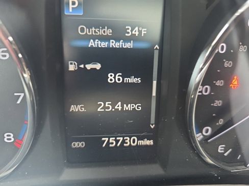 Used 2016 Toyota RAV4 XLE image 19