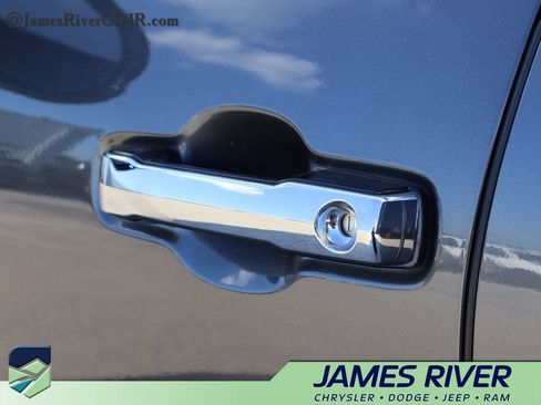 Used 2026 Toyota Tundra Limited w/ Power Package AWD/4WD image 19