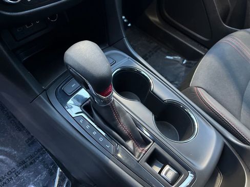 Used 2024 Chevrolet Equinox RS image 38