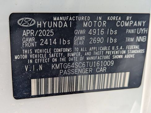 Used 2026 Genesis G70 2.5T AWD/4WD image 28