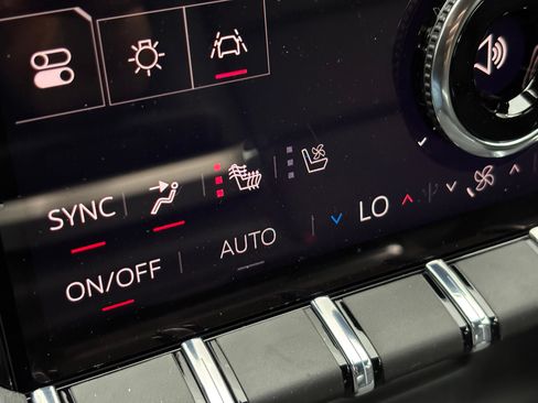 New 2027 GMC Terrain Elevation w/ Elevation Premium Package FWD image 5