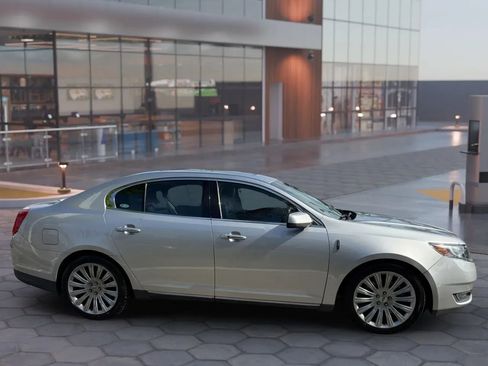 Used 2013 Lincoln MKS FWD image 7