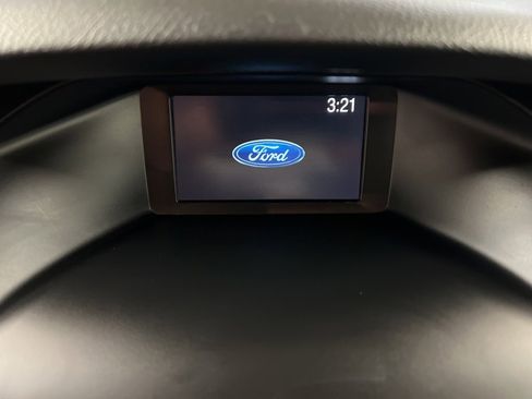 Certified 2018 Ford Focus SE w/ Cold Weather Package image 9