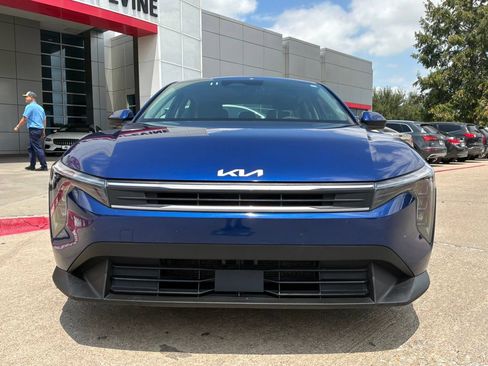 Used 2025 Kia K4 FWD image 3