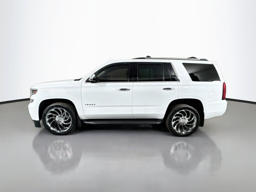Used 2017 Chevrolet Tahoe LT AWD/4WD image 2