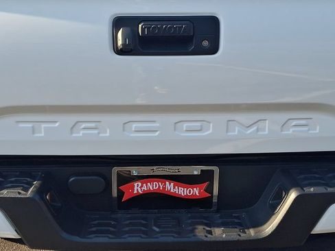 Used 2021 Toyota Tacoma SR w/ SR Convenience Package AWD/4WD image 30