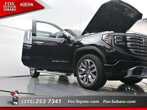 Used 2023 GMC Sierra 1500 Denali w/ Denali Reserve Package AWD/4WD image 40