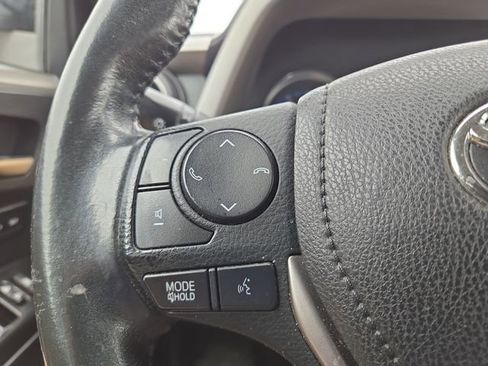 Used 2016 Toyota RAV4 Limited w/ Advanced Technology Package AWD/4WD image 19