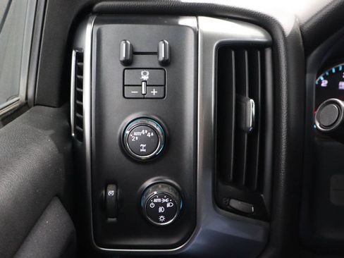 Used 2017 Chevrolet Silverado 1500 LT w/ All Star Edition AWD/4WD image 18
