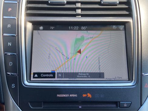 Used 2017 Lincoln MKX Select w/ Select Plus Package FWD image 28
