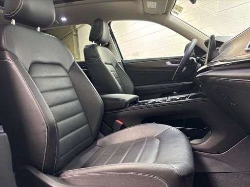 Used 2024 Volkswagen Atlas SEL image 29