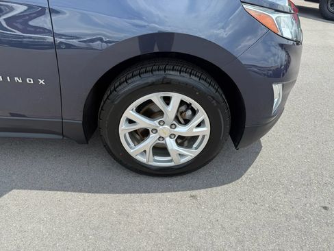 Used 2019 Chevrolet Equinox LT AWD/4WD image 17