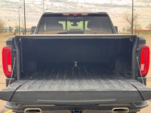 Used 2020 GMC Sierra 1500 AT4 w/ AT4 Premium Package AWD/4WD image 32