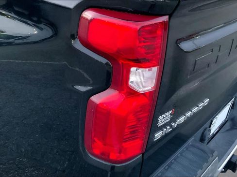 Used 2019 Chevrolet Silverado 1500 LT w/ All-Star Edition AWD/4WD image 25